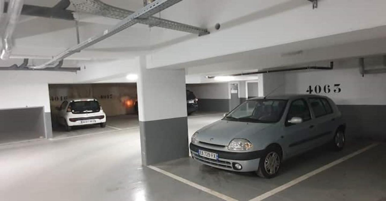 Apartment At Paris-Defense Arena Free Parking By Servallgroup Courbevoie Eksteriør bilde